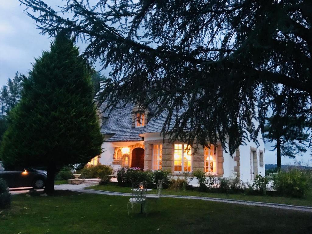 Le Faouët Crown Roads B&B 외부 사진